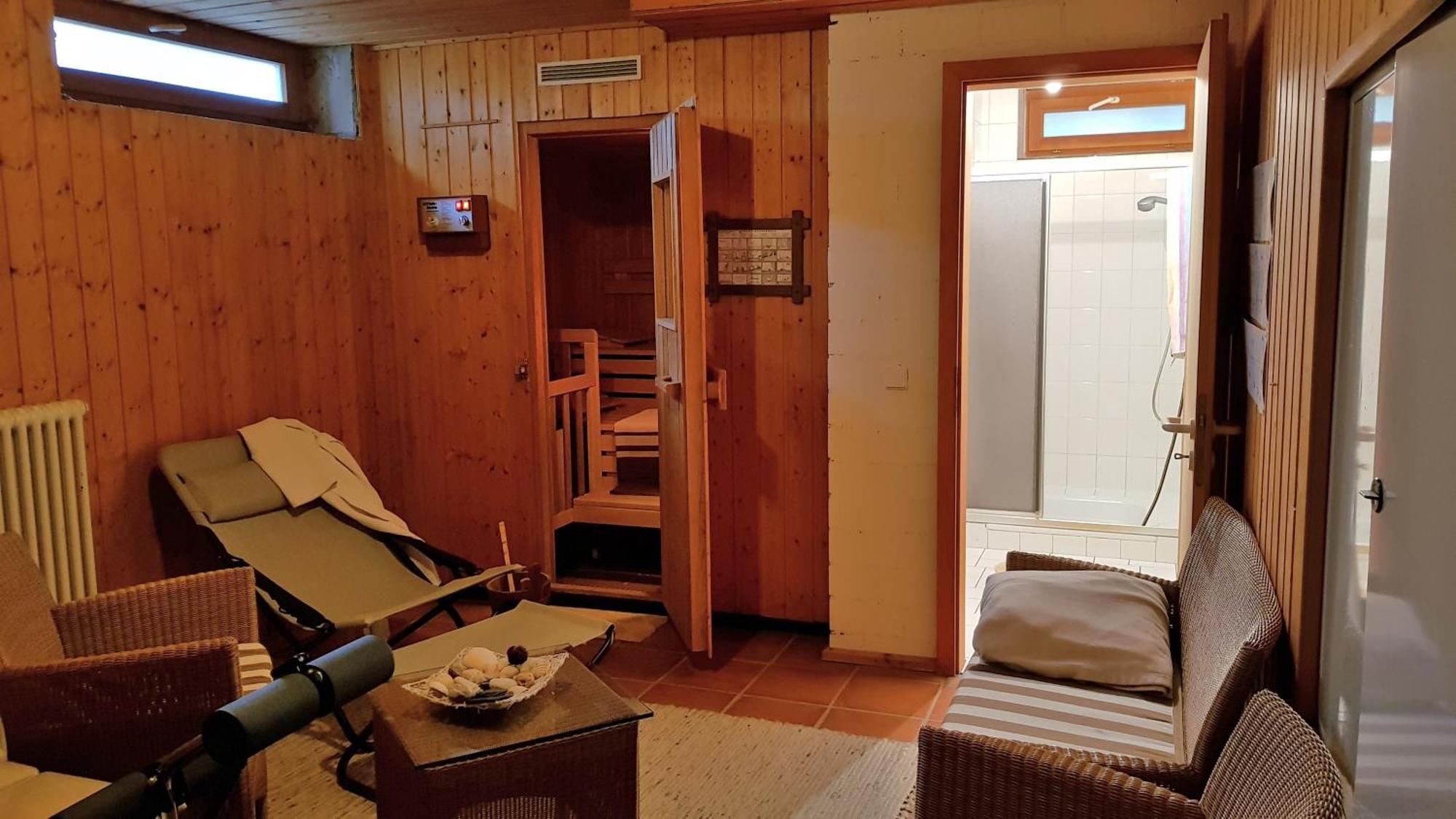 Apartment Im Garten เกนเกนบาค ภายนอก รูปภาพ