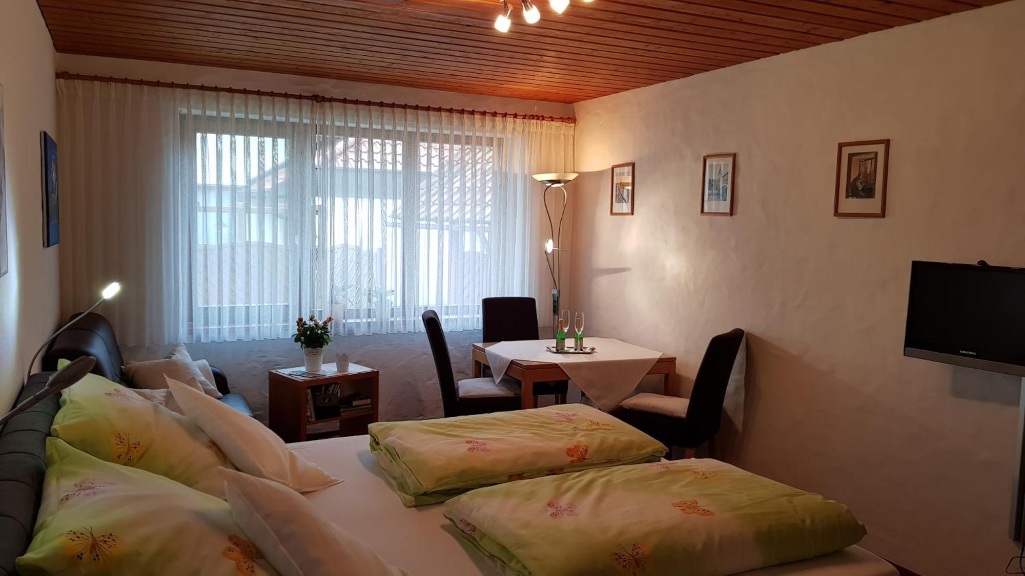 Apartment Im Garten เกนเกนบาค ภายนอก รูปภาพ